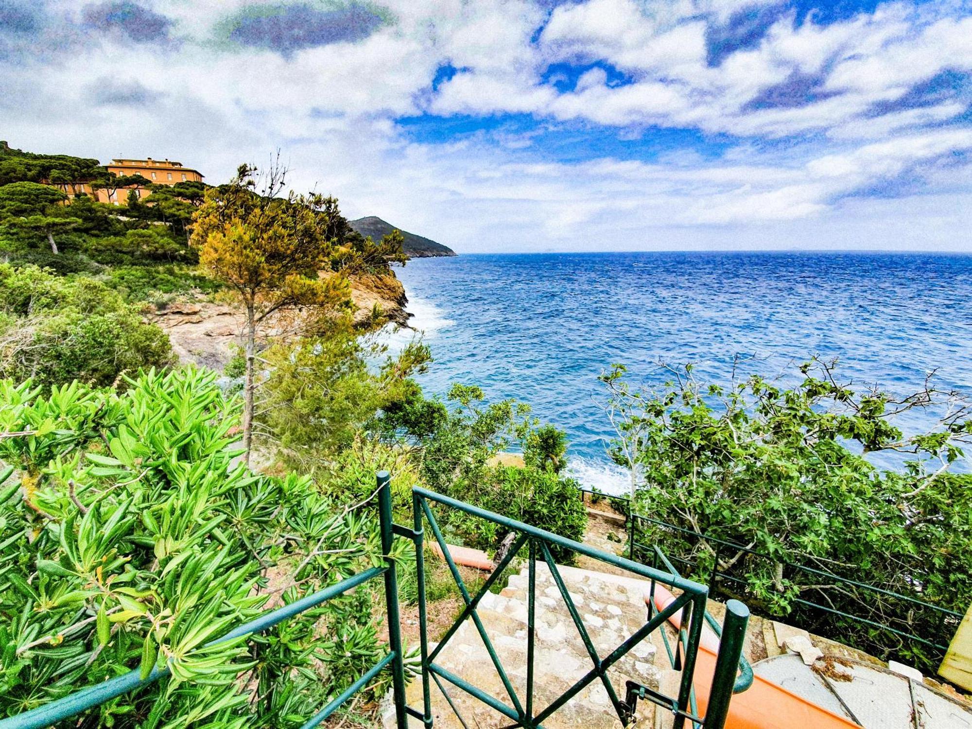 Appartamento Capo D Arco Il Pino Rio Marina Buitenkant foto